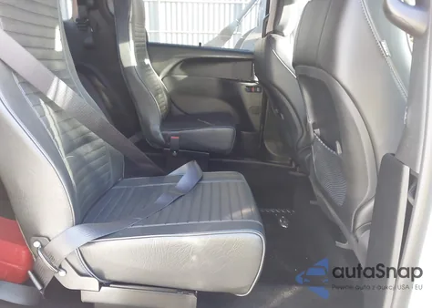 2025 Chrysler Voyager Lx из США, поврежденный, VIN 2C4RC1CG7SR580417